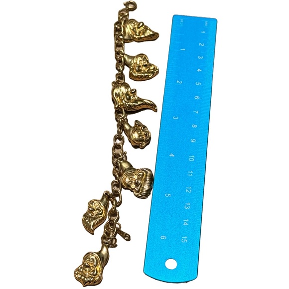 Vintage Disney Snow White’s 7 Dwarfs Charm Gold Toned Bracelet - Picture 5 of 6